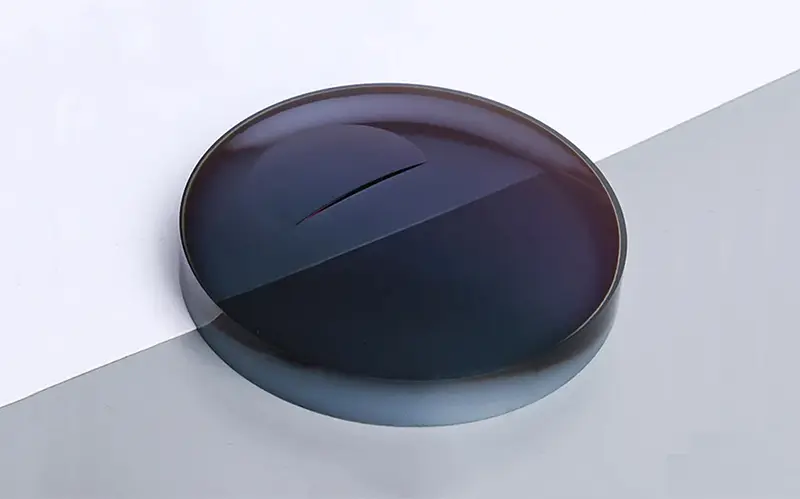 sf- photochromic-flat-top-lenses-3